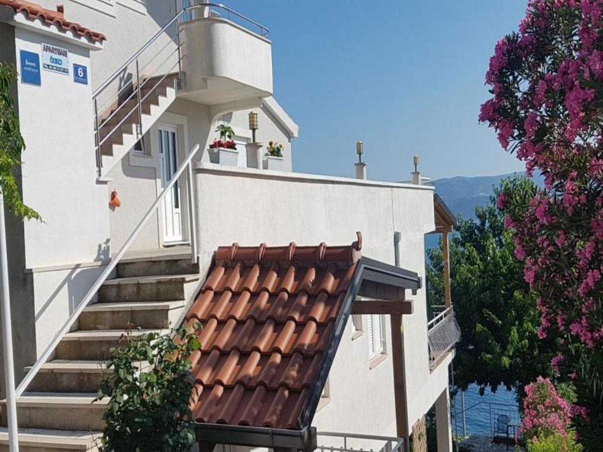 Apartments Coko Omiš Esterno foto
